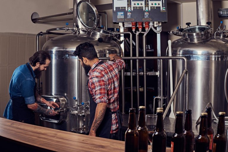 La importancia de los depósitos de fermentación en la creación de bebidas artesanales únicas